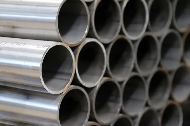 Stainless and Alloy Steel Pipe & Tube for Low and High Temperature Service.